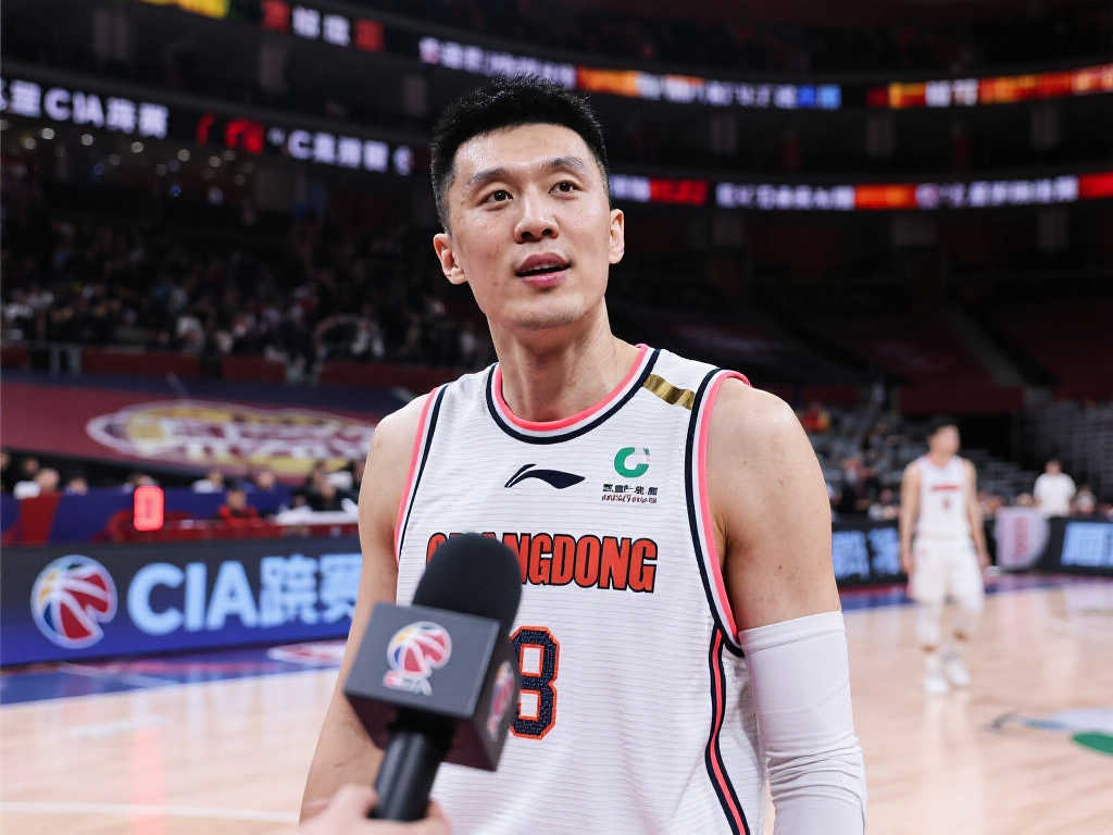 北京101:87力克广厦!杨鸣解说受赞,总决赛G1后喜获两项新挑战 北京101:87力克广厦!杨鸣解说受赞,总决赛G1后喜获两项新挑战